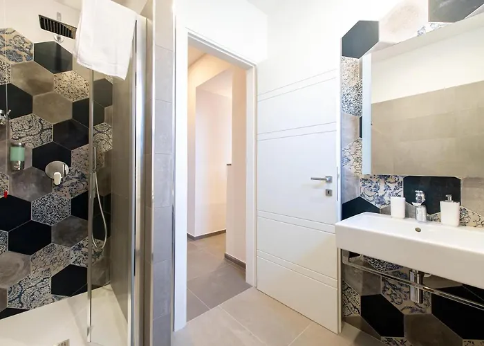 Appartement Clover - 13 Piazza Pio Xi *