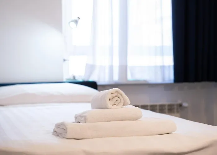 Appartement Clover - 13 Piazza Pio Xi Rome